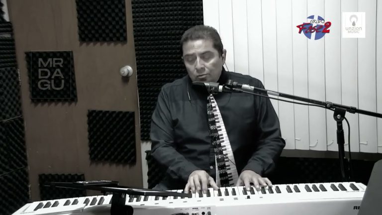 Bella canción para que cantes   VIVIR POR TI   te dejo la letra en la descripcion 1